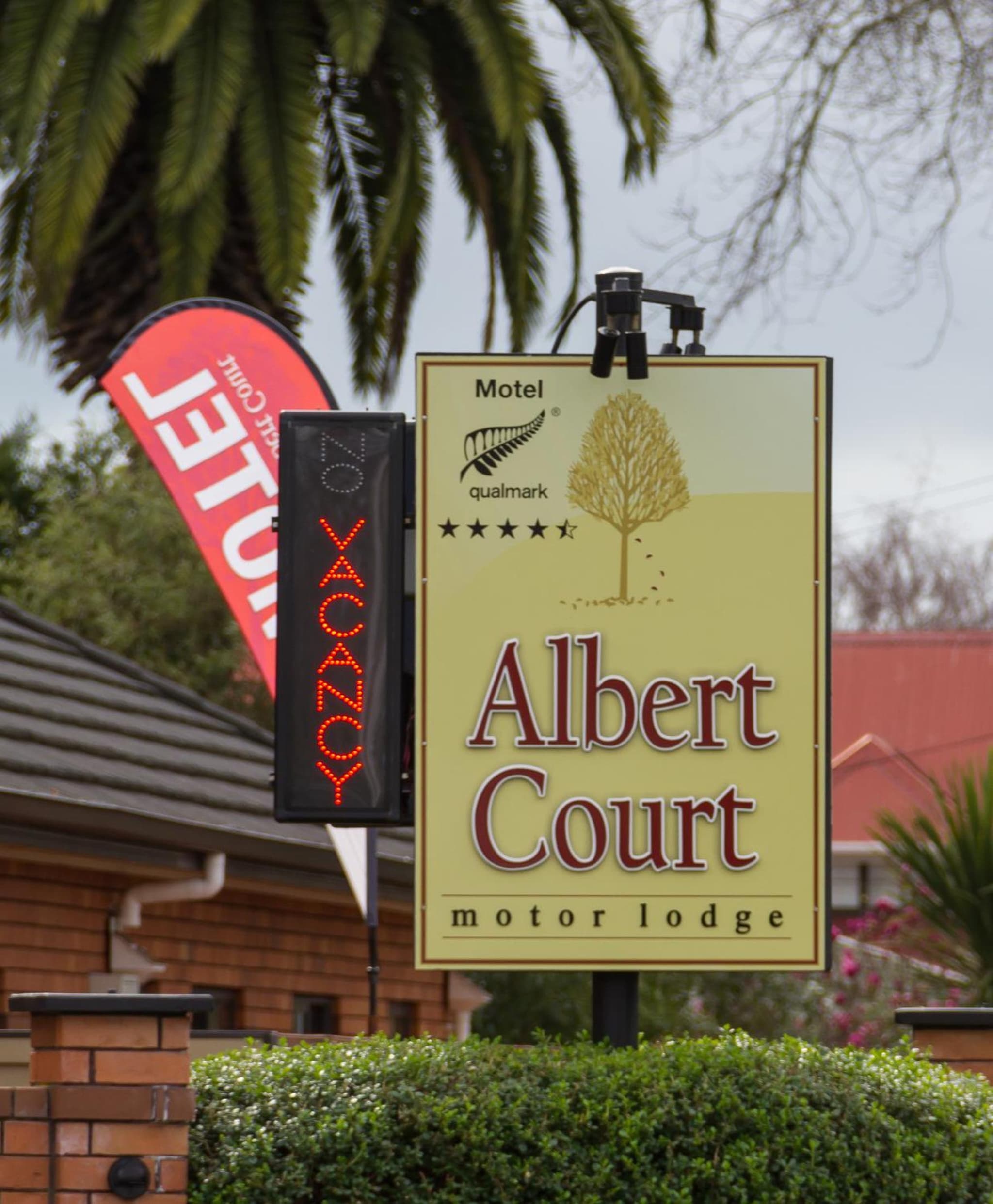 Albert Court Motor Lodge photo 3