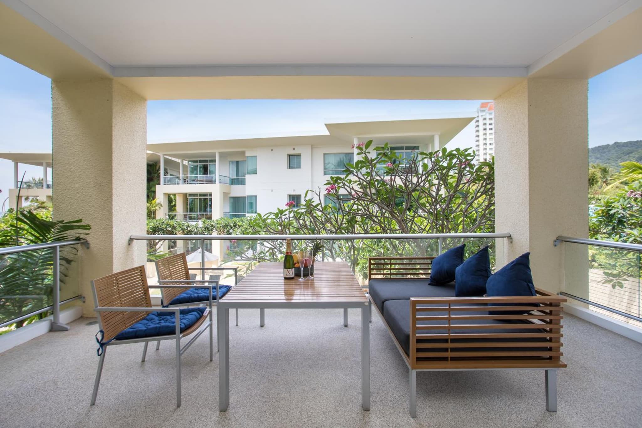 Happy Apartment on Karon Beach photo 5