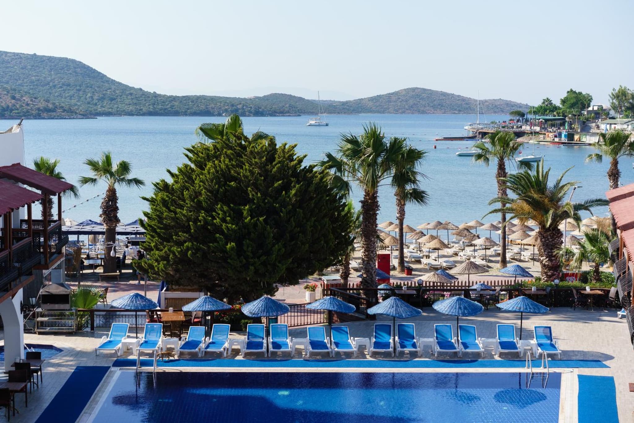 Costa Bitezhan Beach Hotel photo 9
