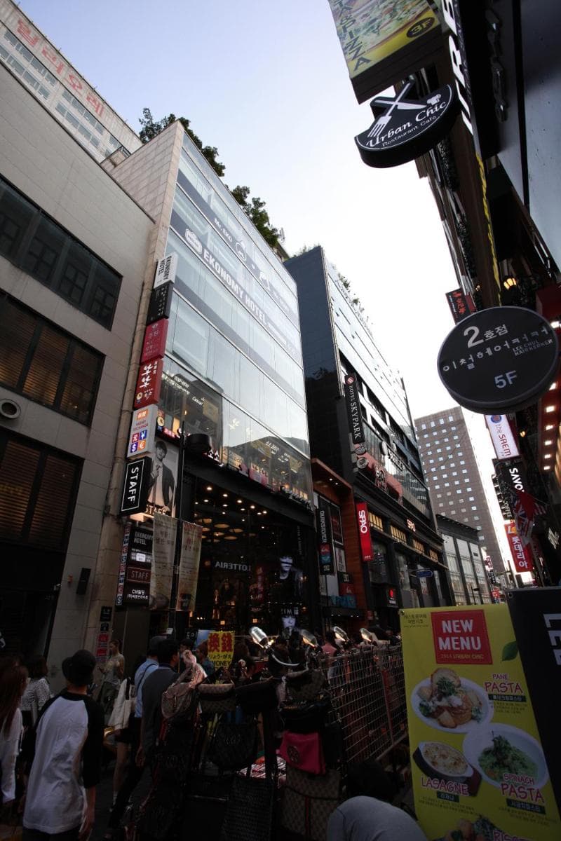 Ekonomy Hotel Myeongdong Premier photo 8