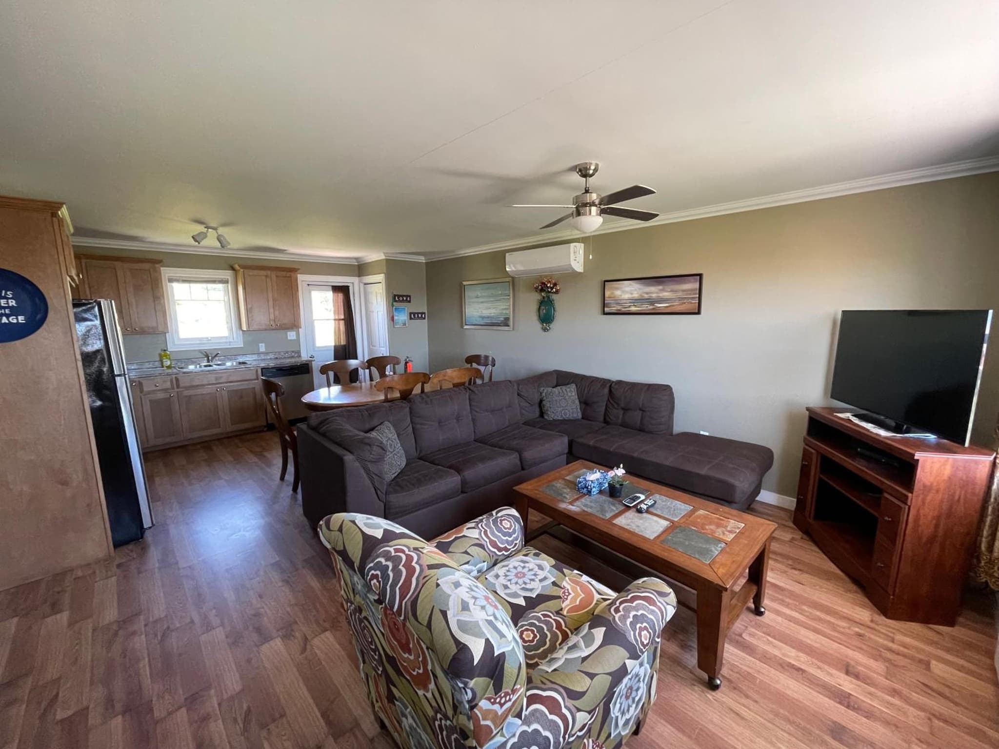 Beach & Breeze Cottages photo 3