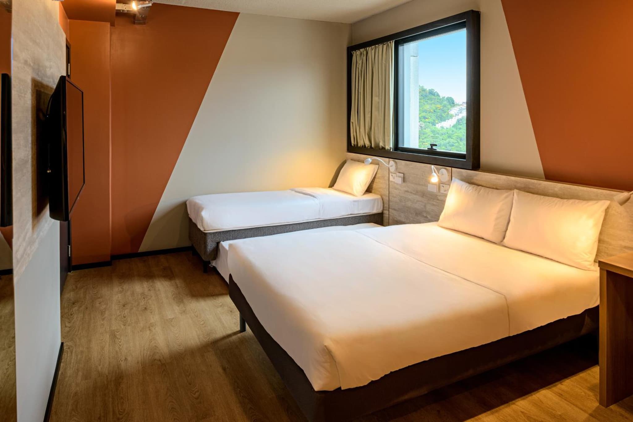 Ibis Budget Balneario Camboriu photo 2