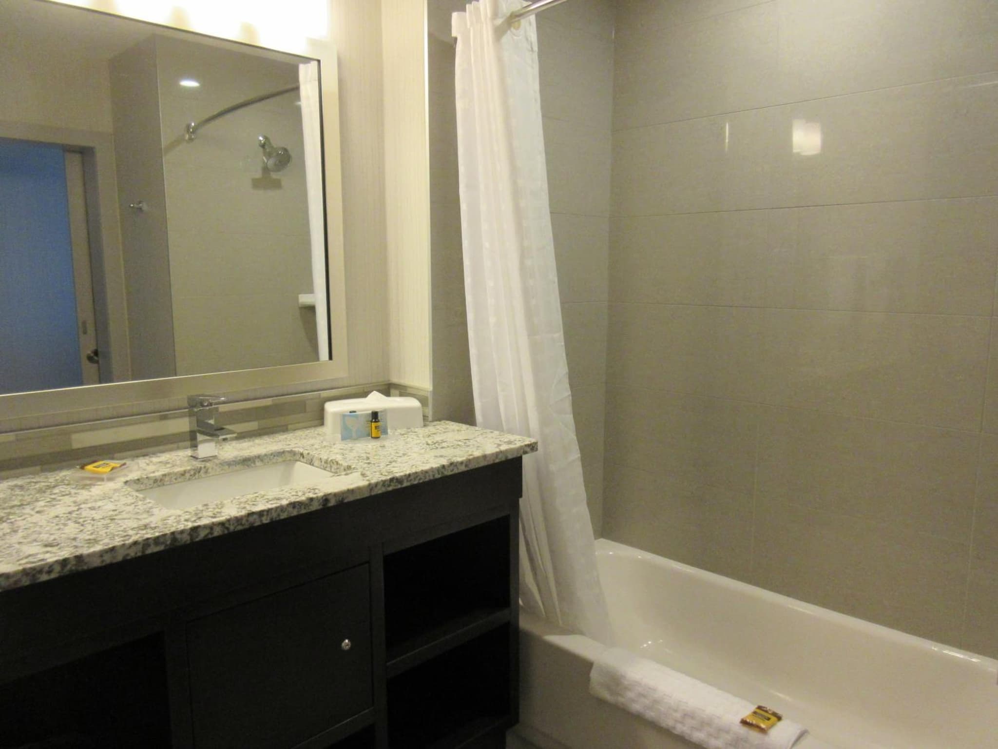 Best Western Plus Airdrie Gateway photo 3