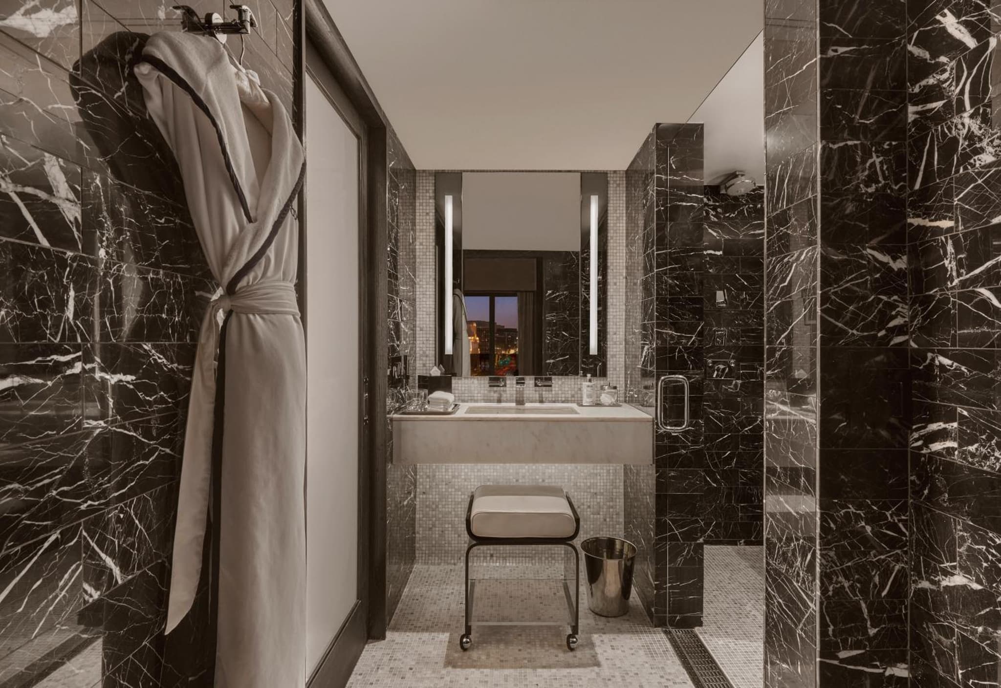 SIXTY Beverly Hills photo 3