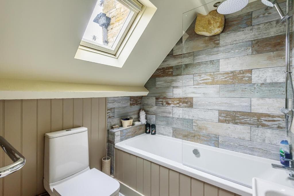 Hornes Cottage photo 9