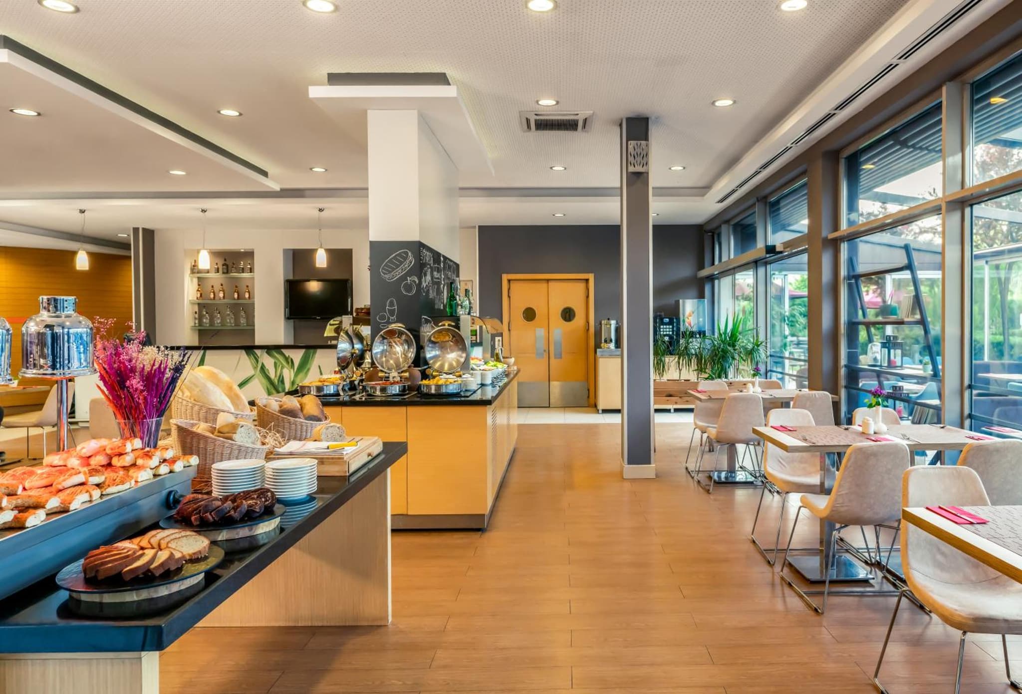 Ibis Bursa photo 9