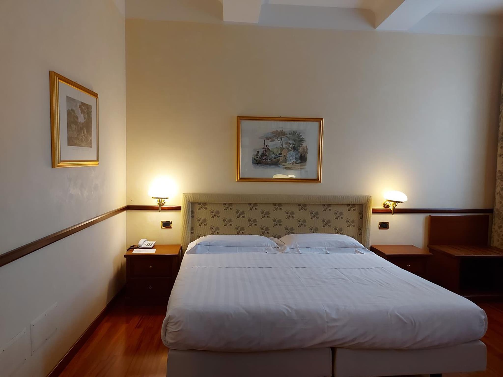 Phi Hotel Dei Medaglioni photo 5