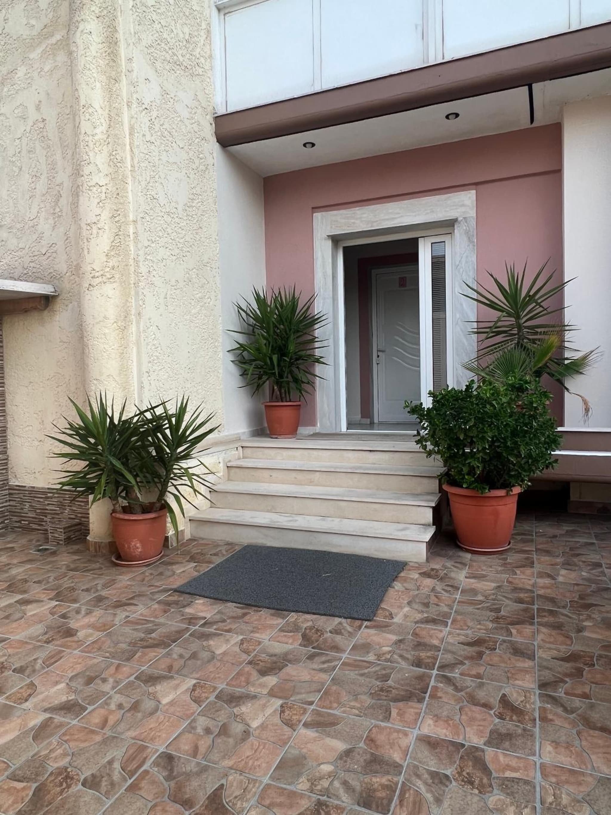 Vangelis photo 3