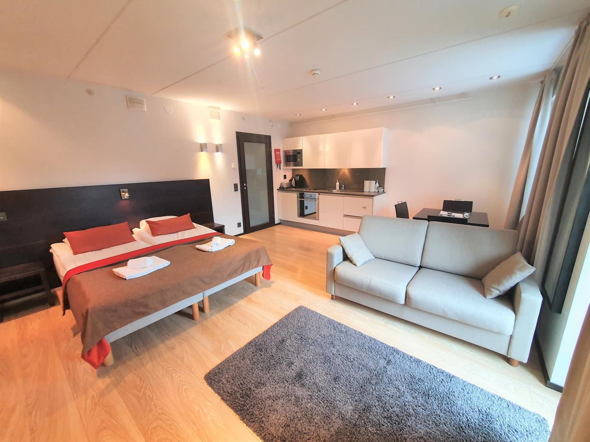 Levi Suites Levi Gold photo 6