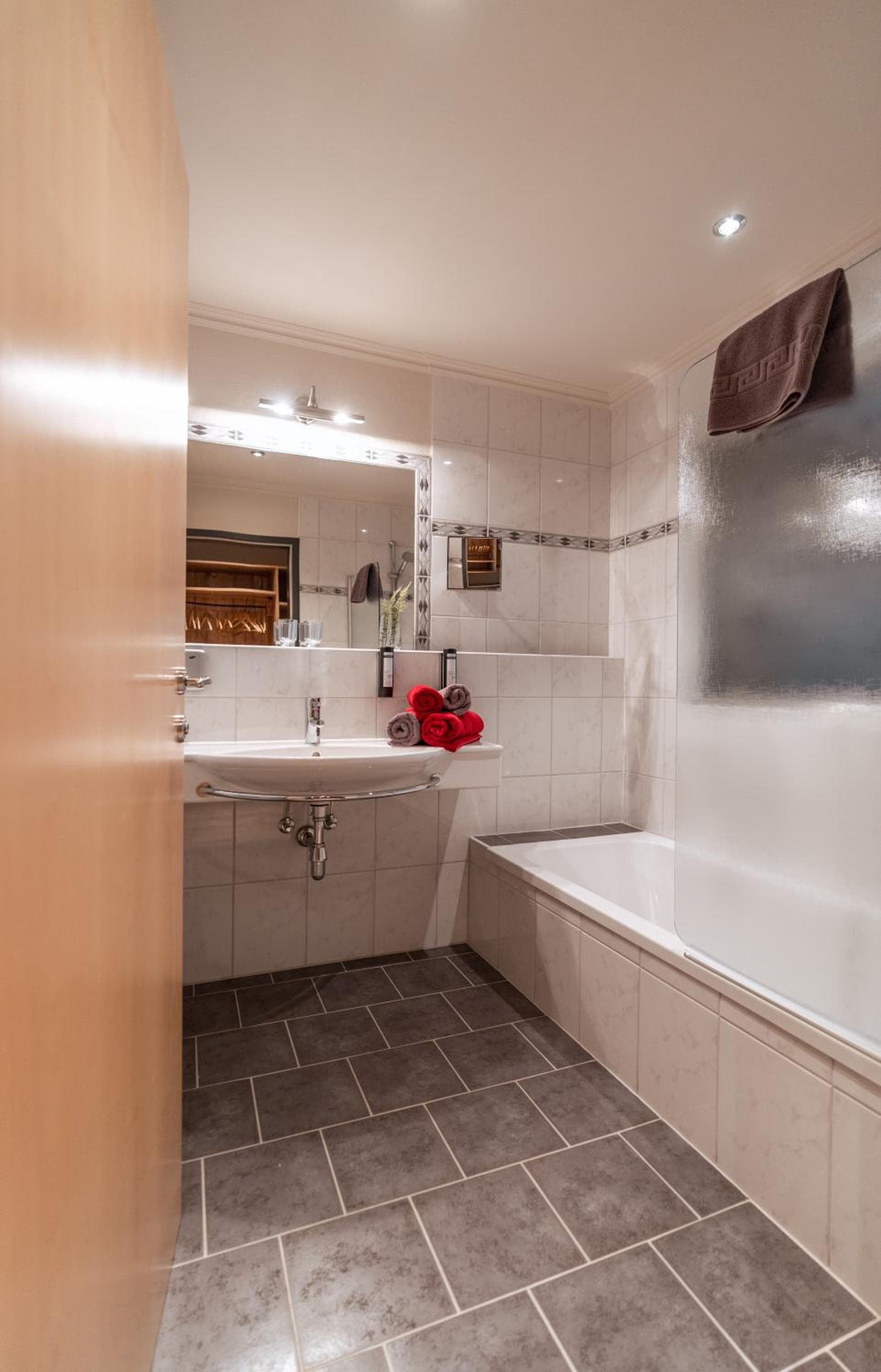 Hotel Astrid mit Panoramapool & inklusive JokerCard photo 3