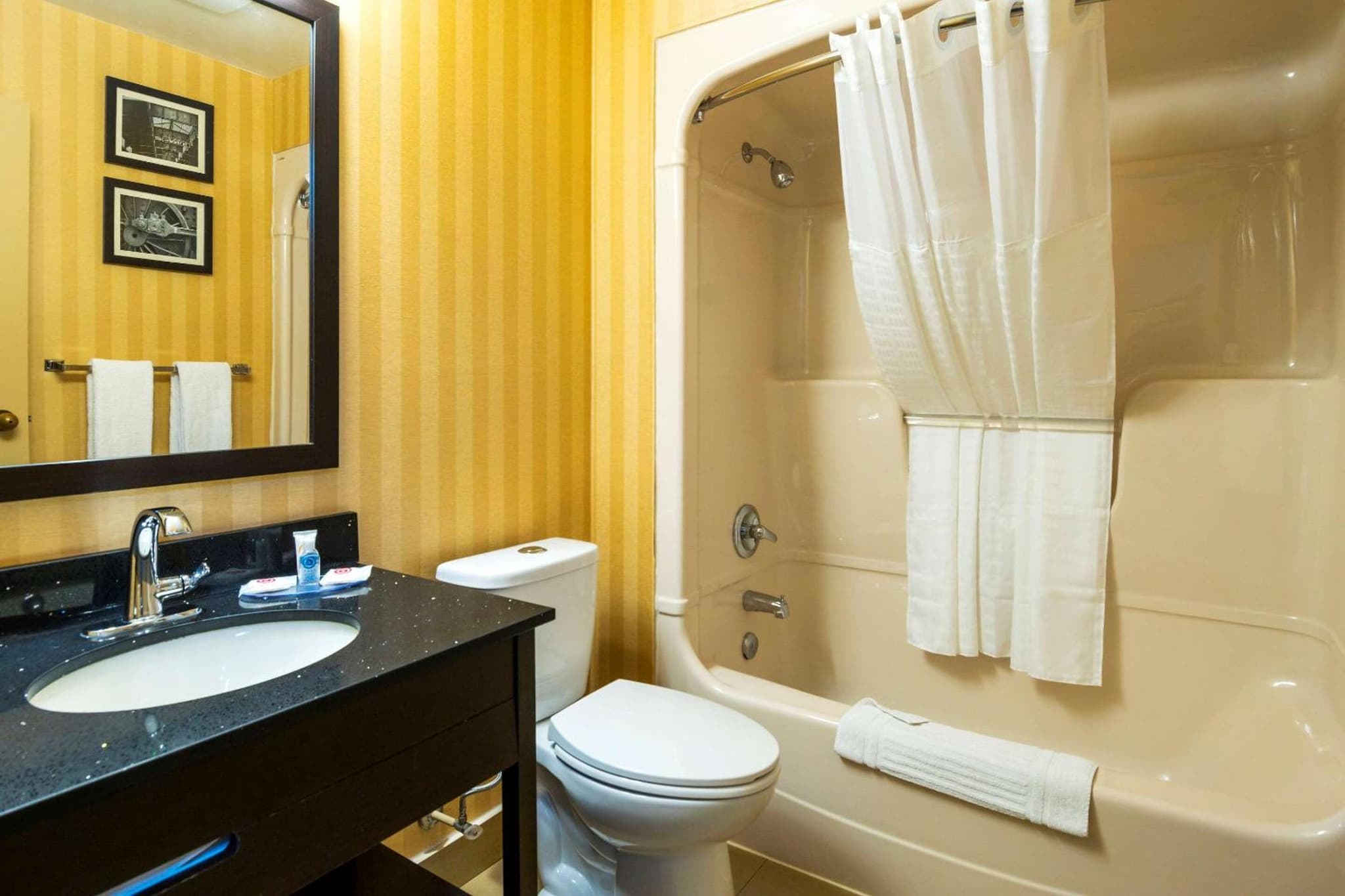 Comfort Inn photo 5