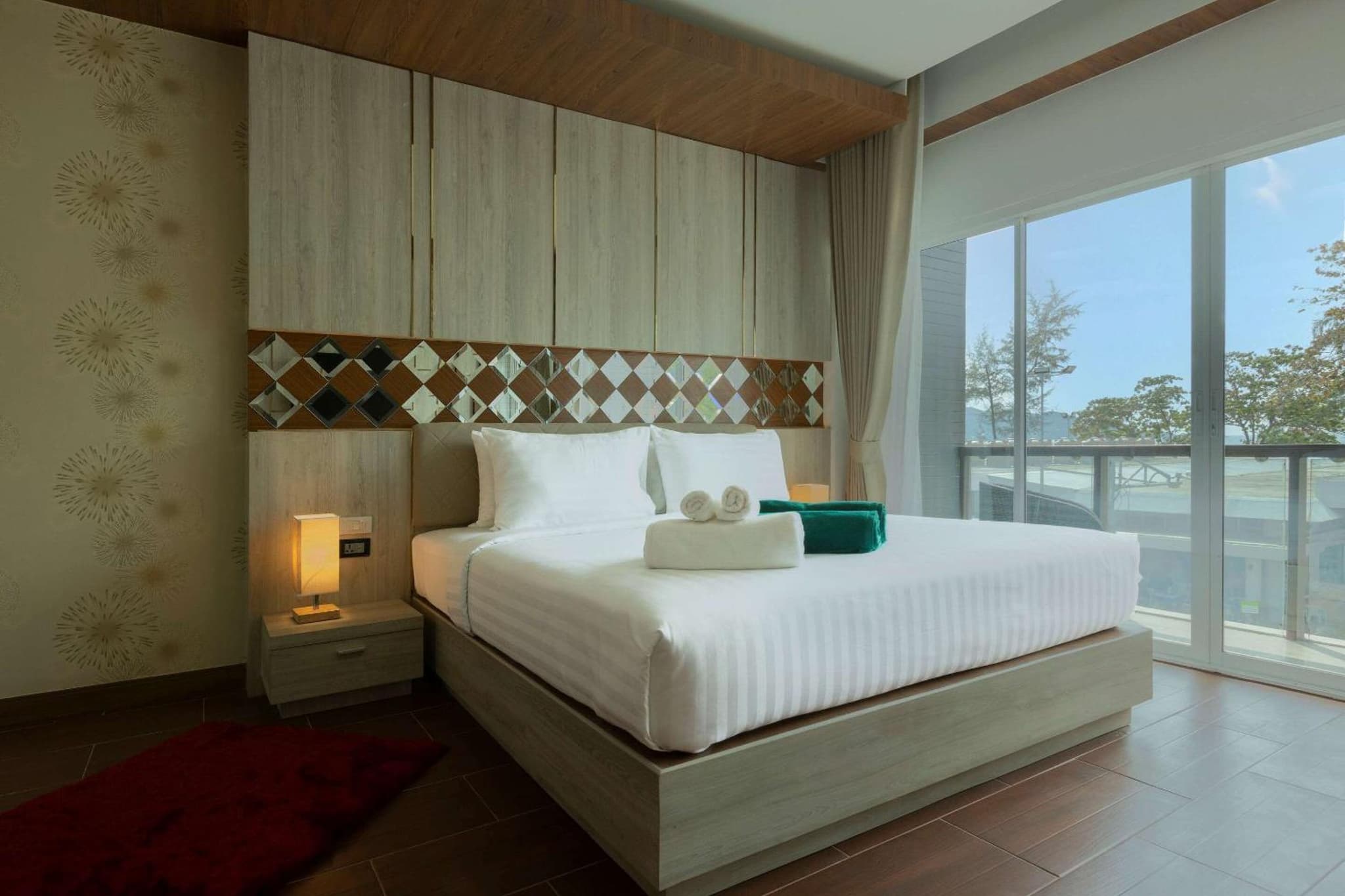 Quality Beach Resorts and Spa Patong photo 7