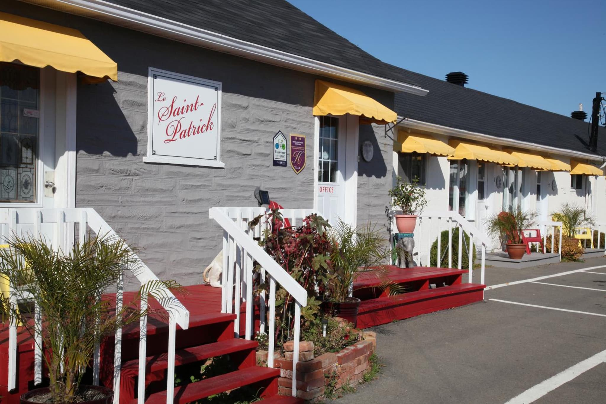 restaurant