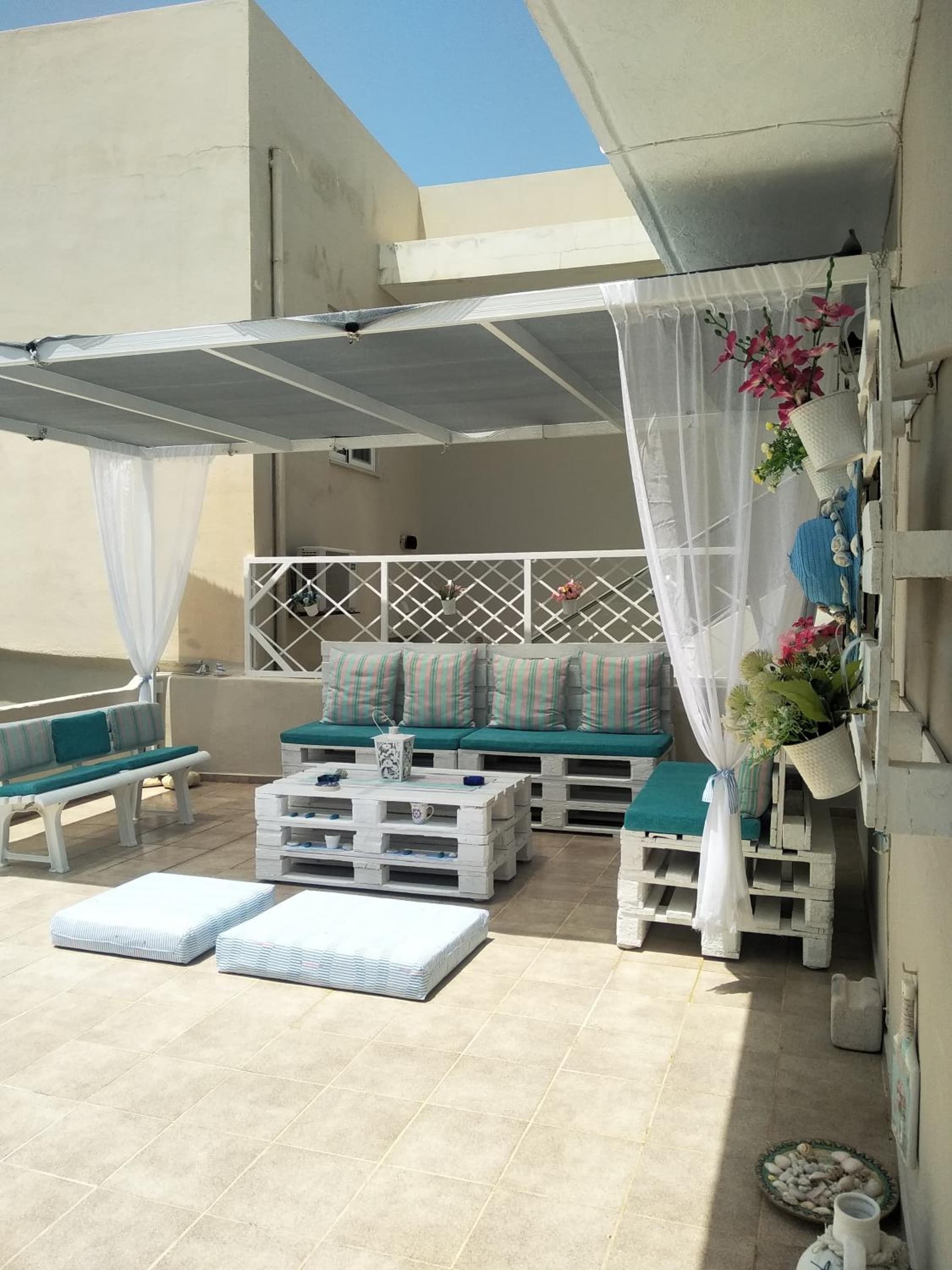 Seaside home photo 6