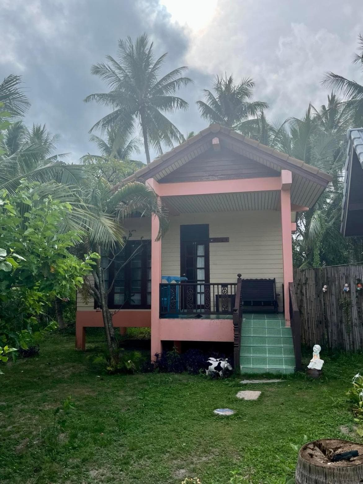 First Villa Beach Resort photo 2