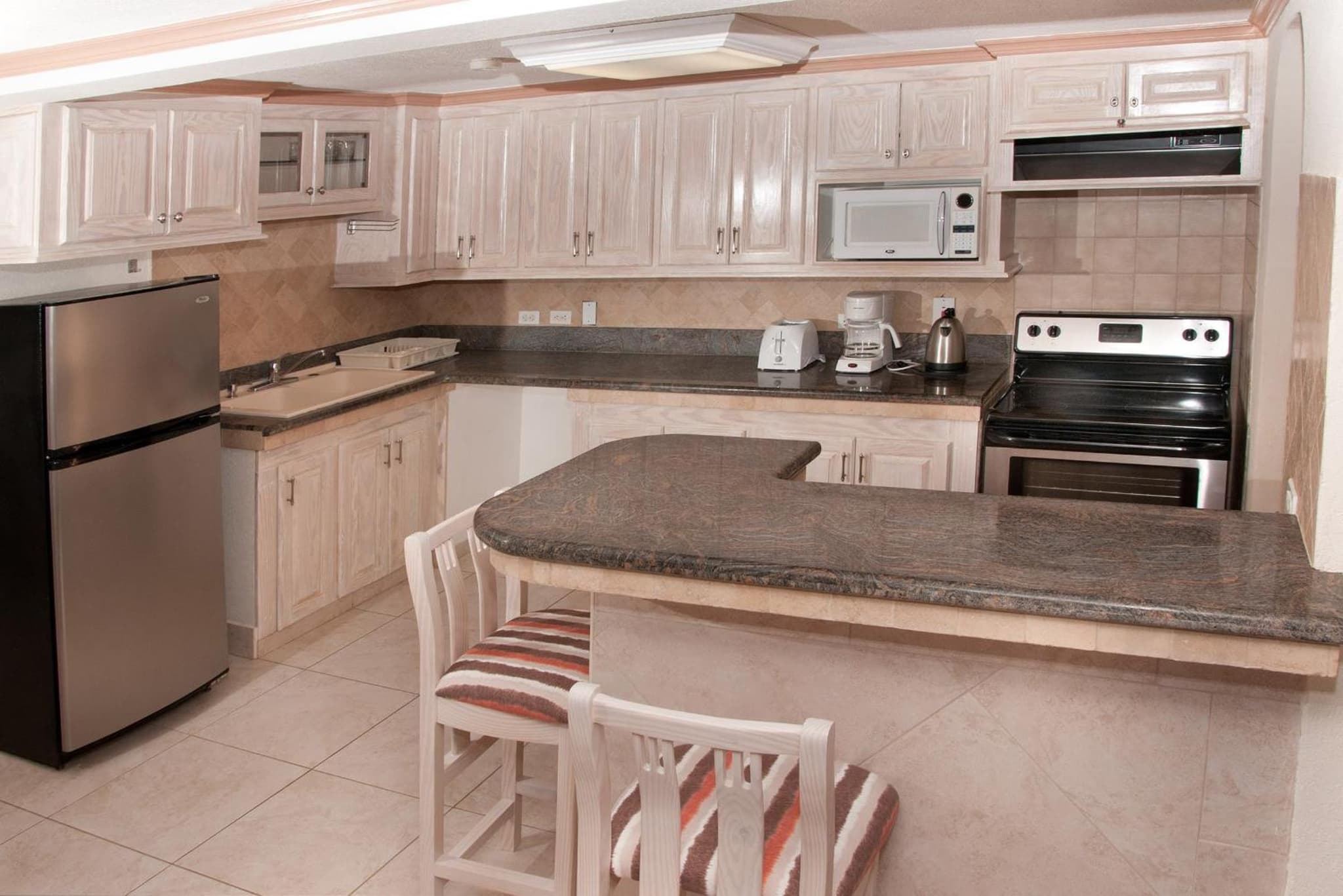 Sandy Bliss Condominiums photo 9