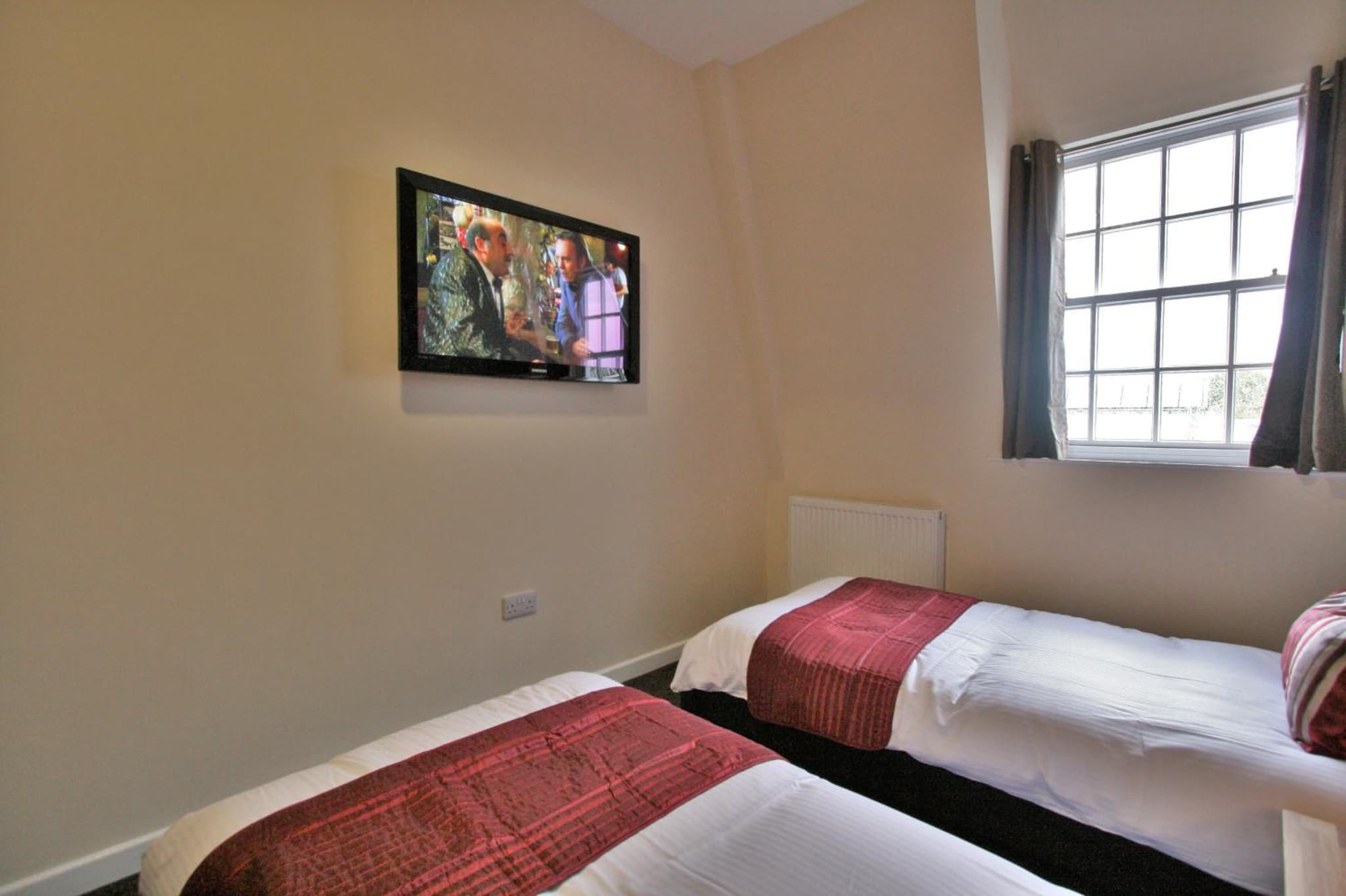 Central Hotel Gloucester photo 8