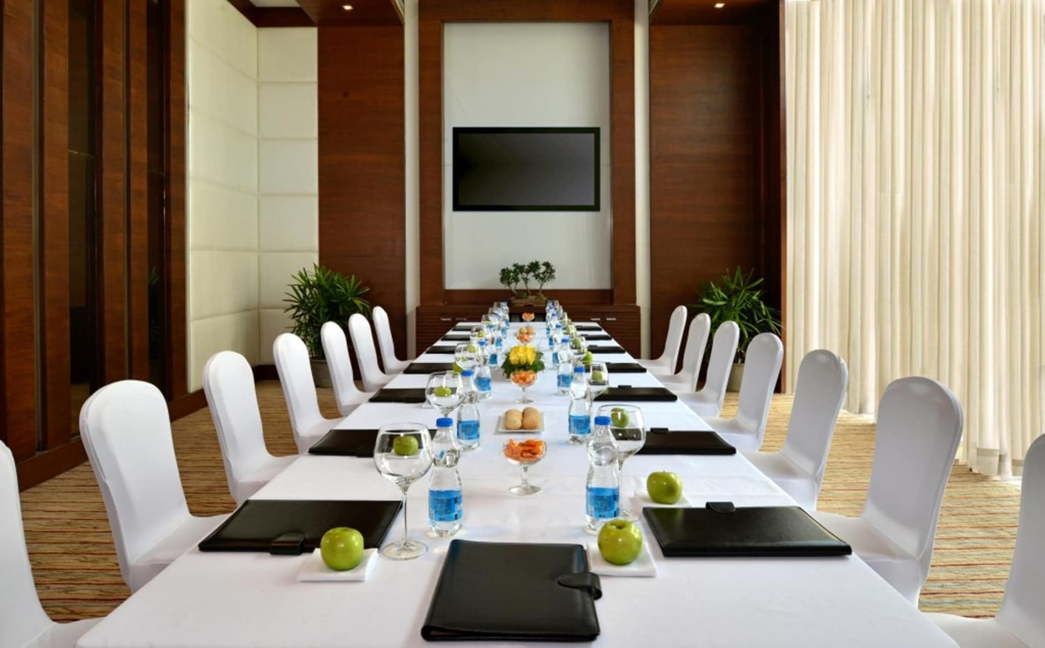 Golden Tulip Lucknow photo 9