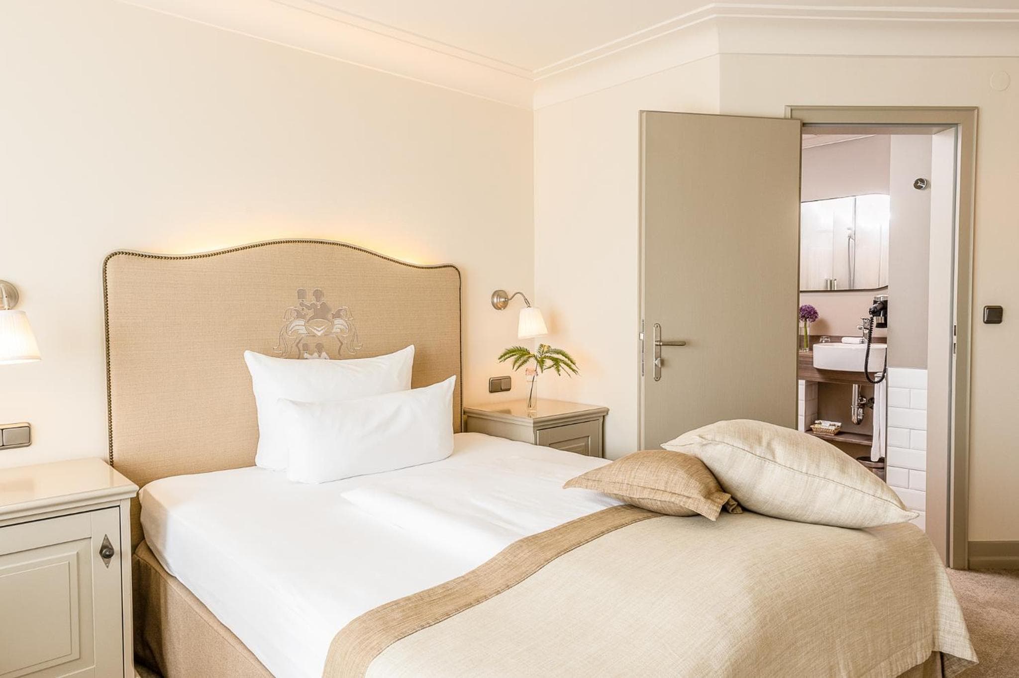 Schlosshotel Steinburg photo 2