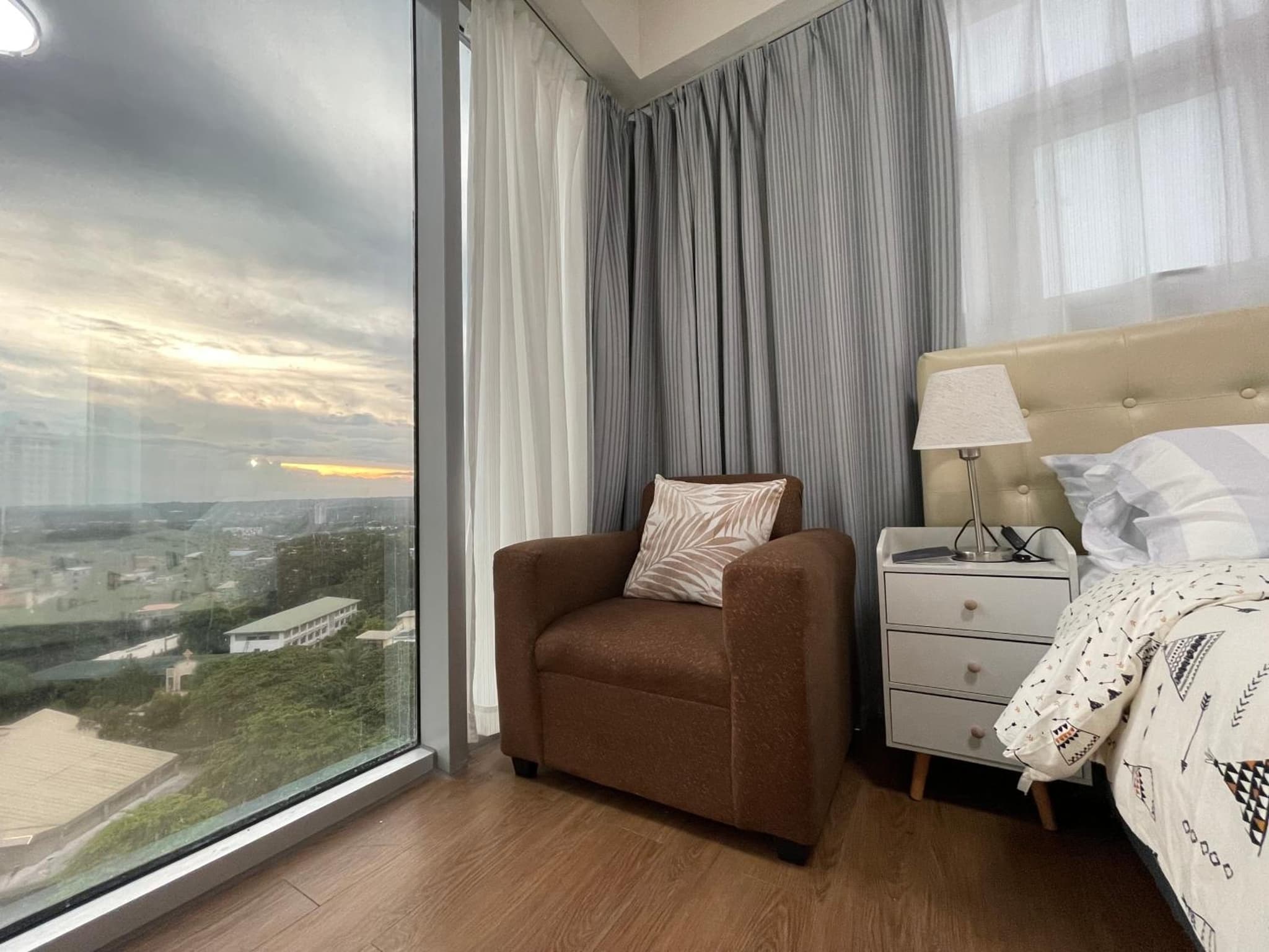 Inspiria Condominium photo 9