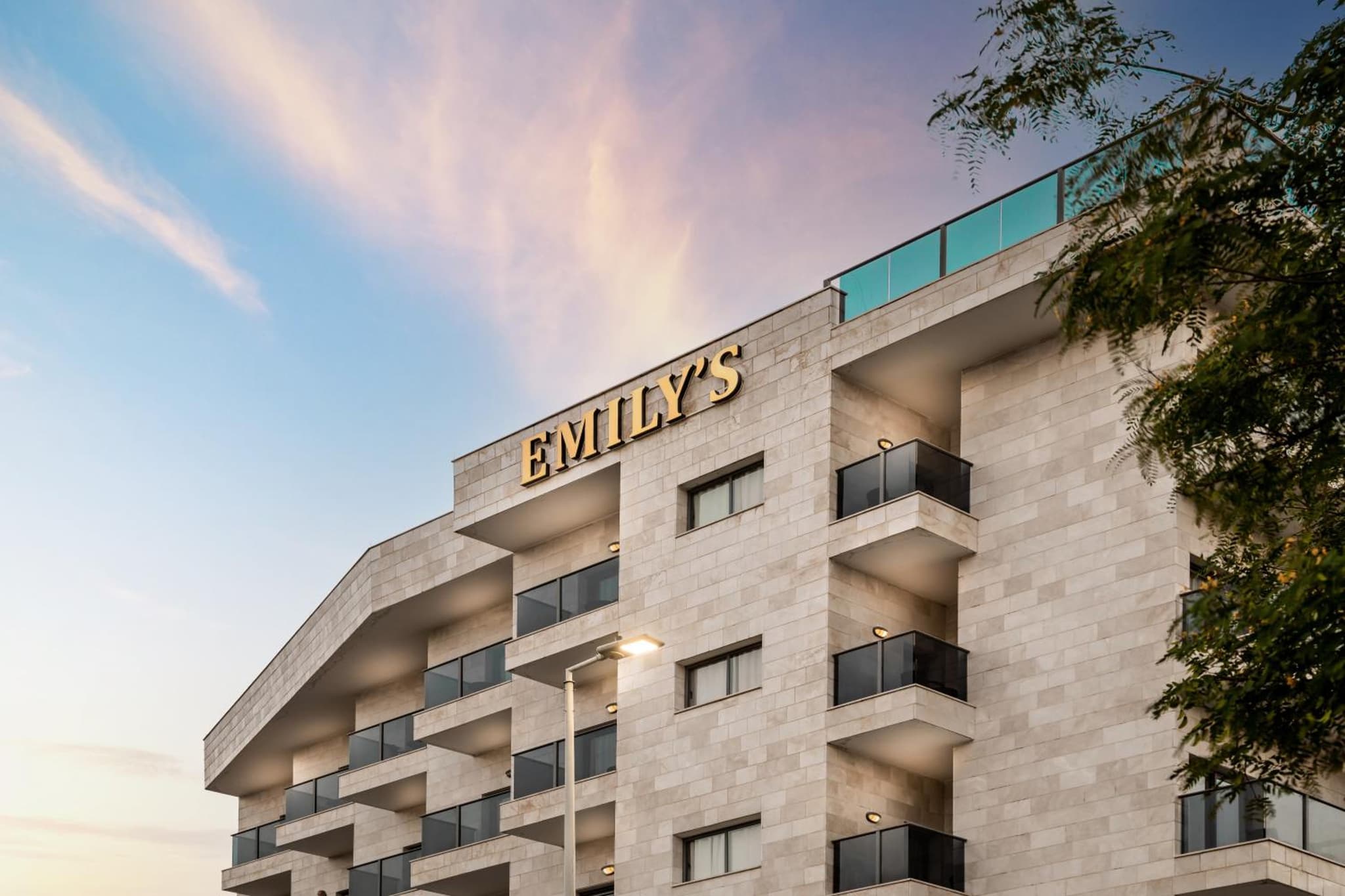 Emily's Hotel photo 3