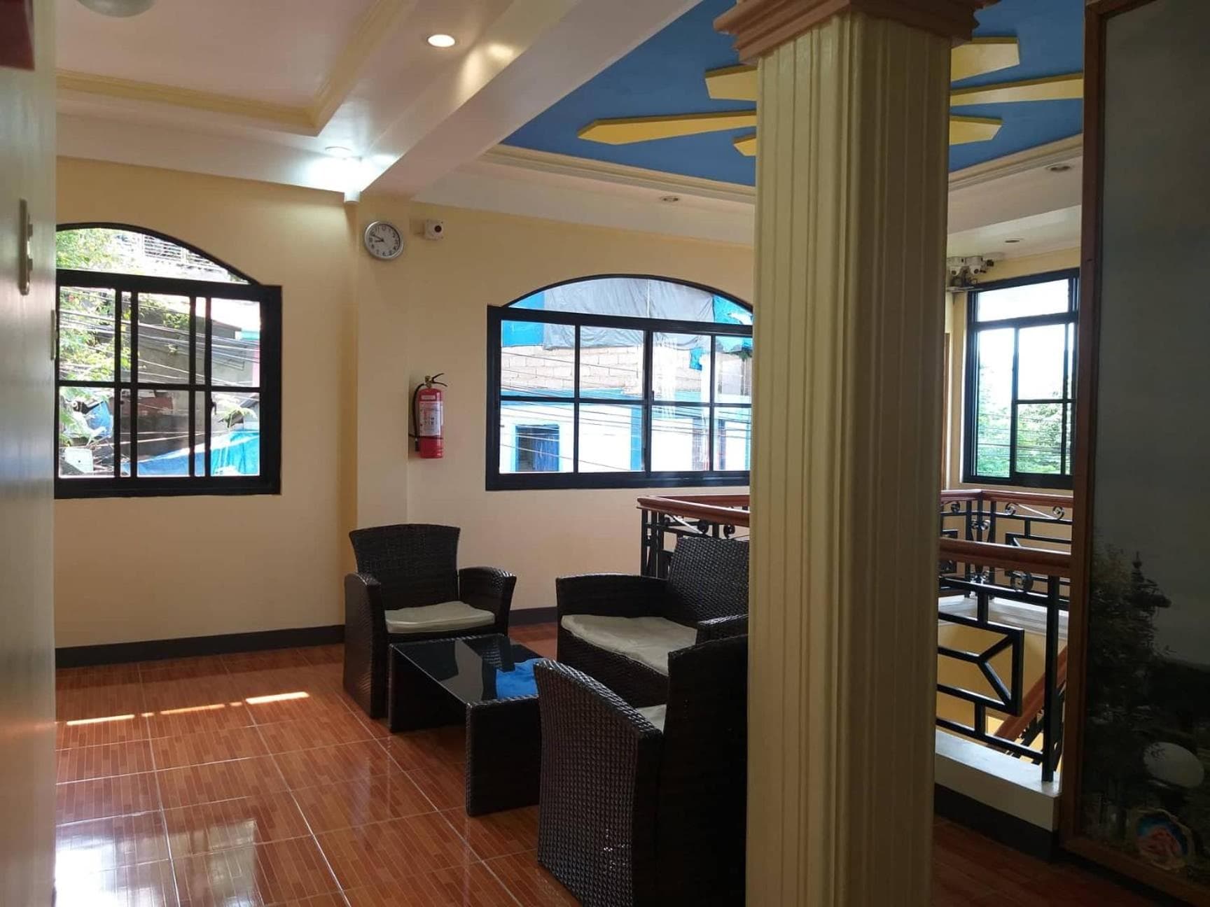 Divine Castle Travelers Inn photo 7