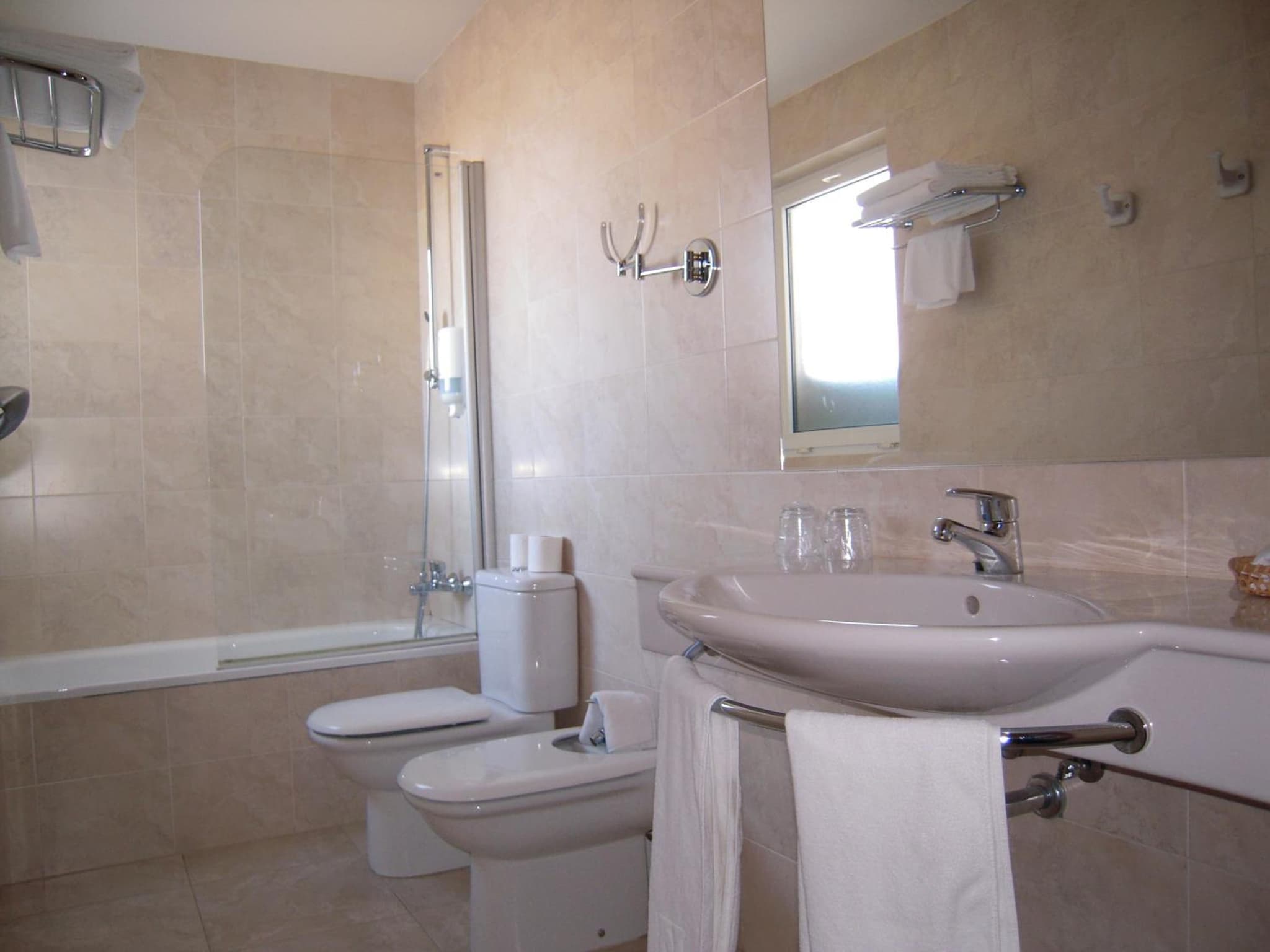 Hotel Mendez Nuñez photo 6