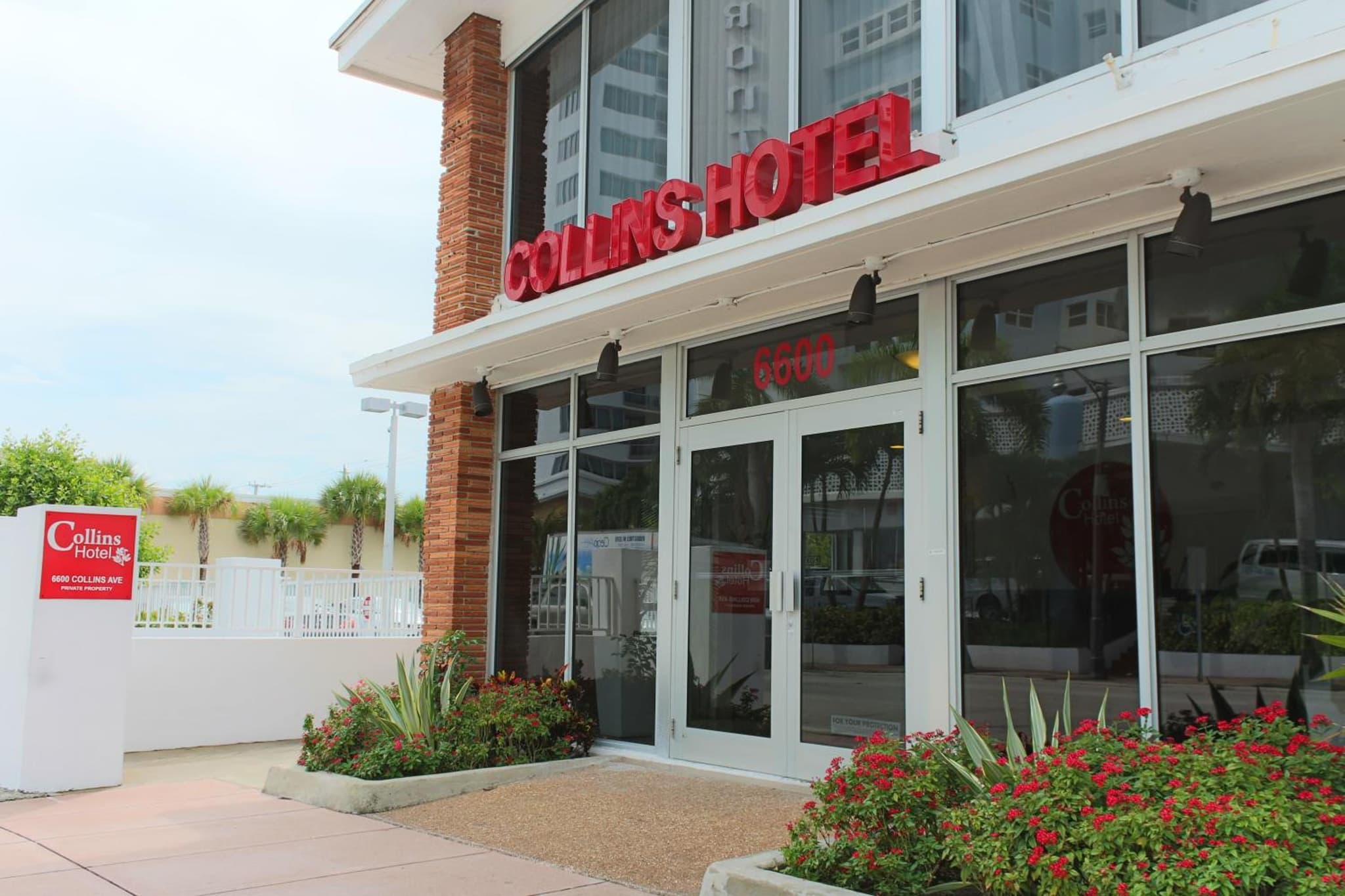 Collins Hotel photo 7