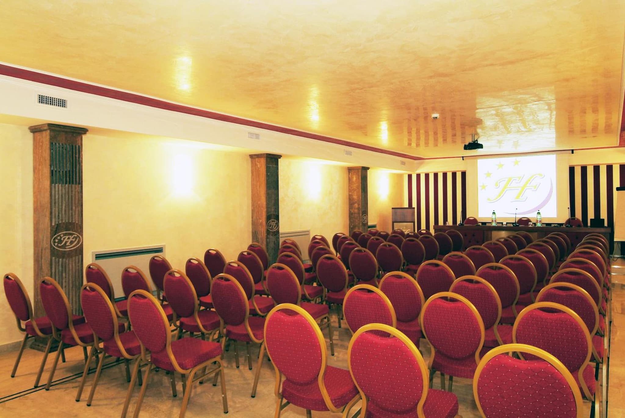 Fashion Hotel photo 2