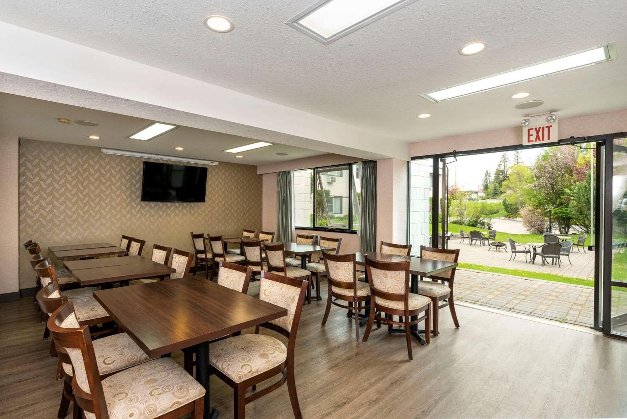 Prestige Riverside Lodge Quesnel photo 2