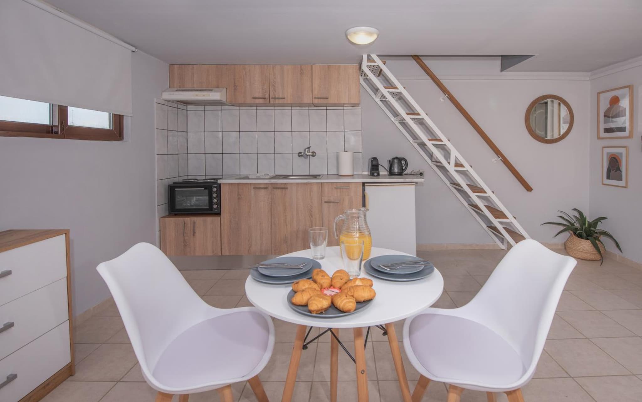 Cozy Loft with Private Terrace photo 9