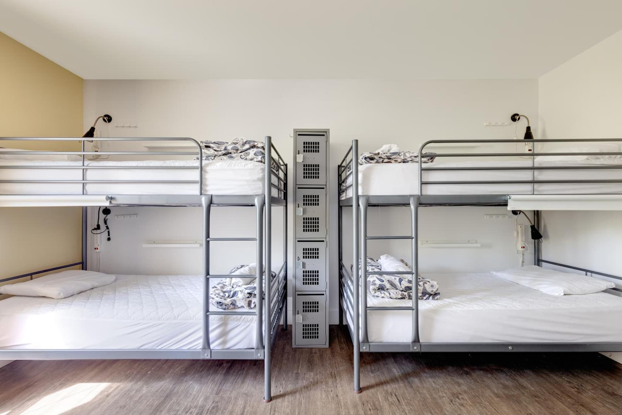 HI Kelowna Hostel photo 9