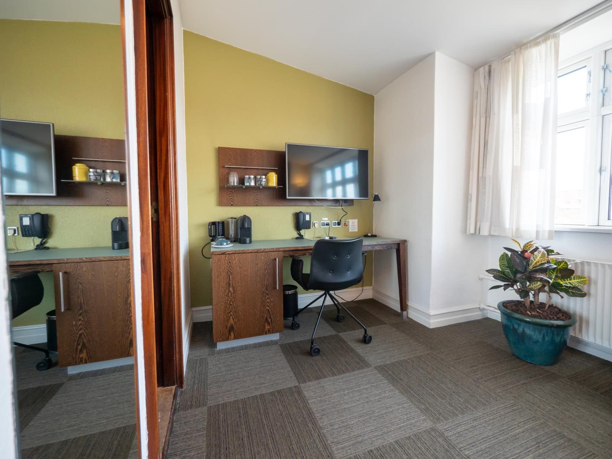 Hotel Europa photo 2