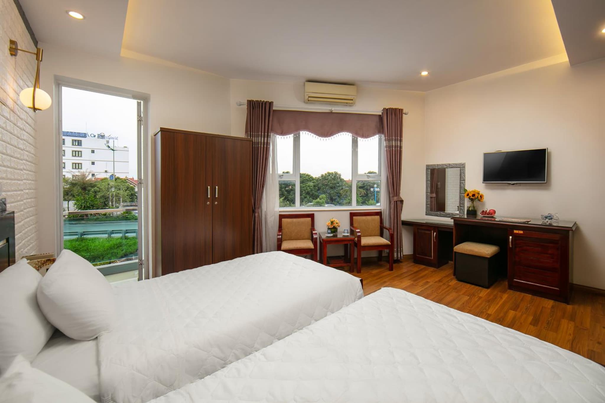 New Airport Hotel photo 8