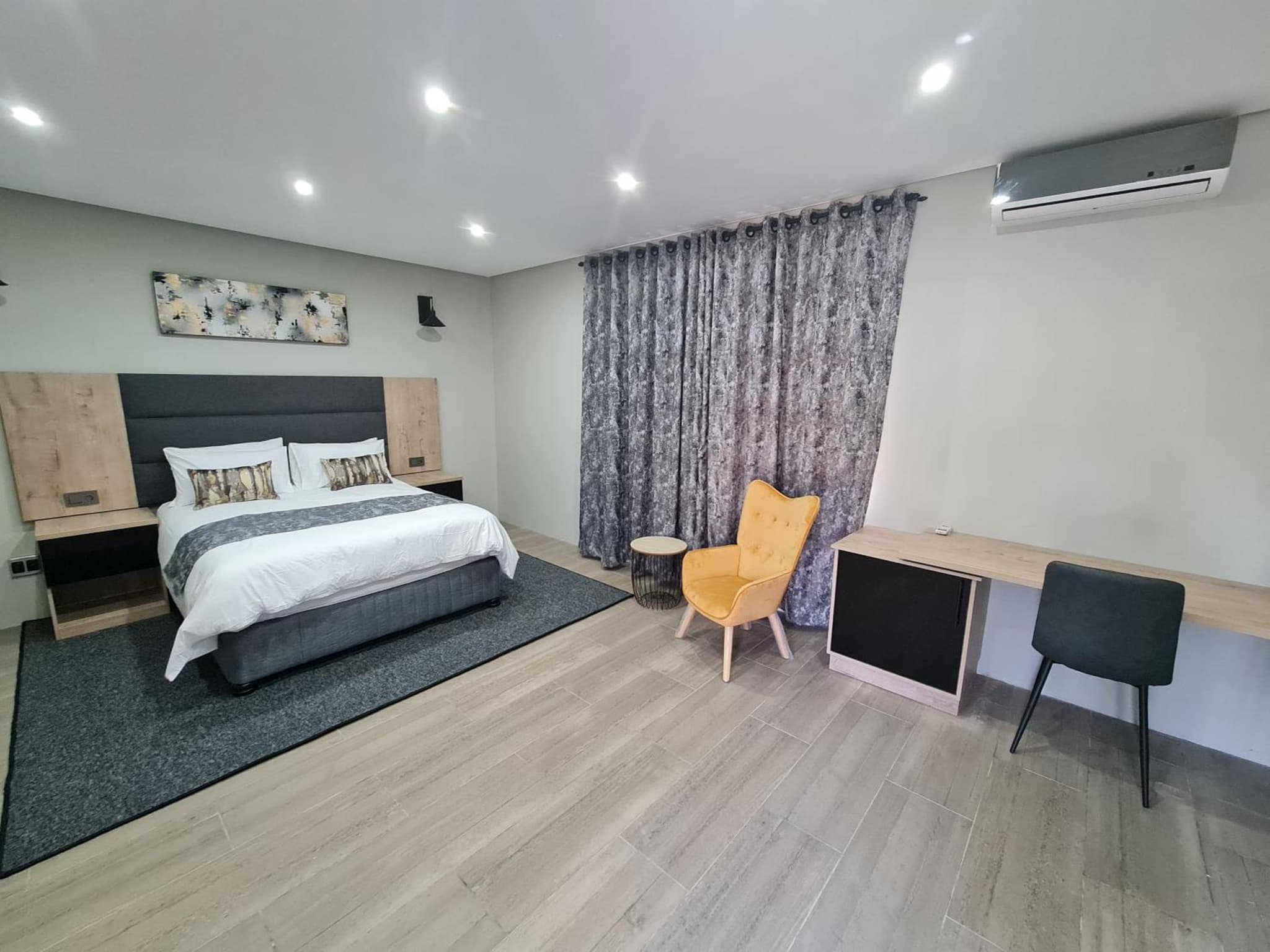 Luxe on Ridge Boutique Hotel photo 2