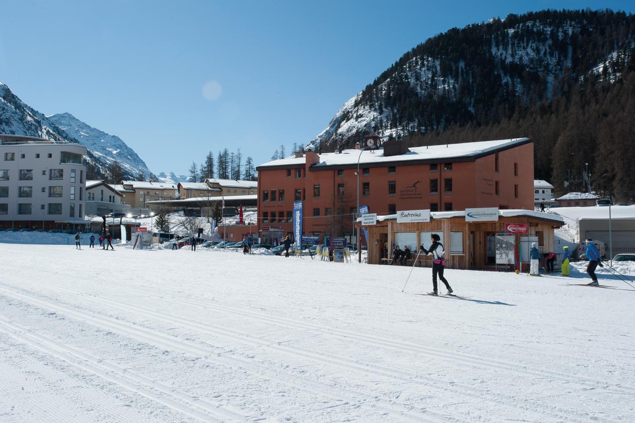 Pontresina Youth Hostel photo 4