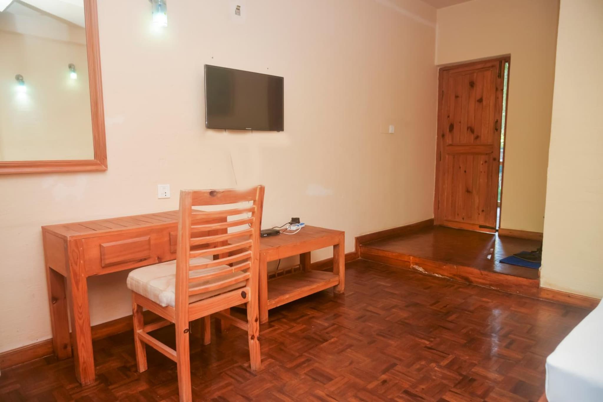 Chitwan Paradise Hotel photo 6