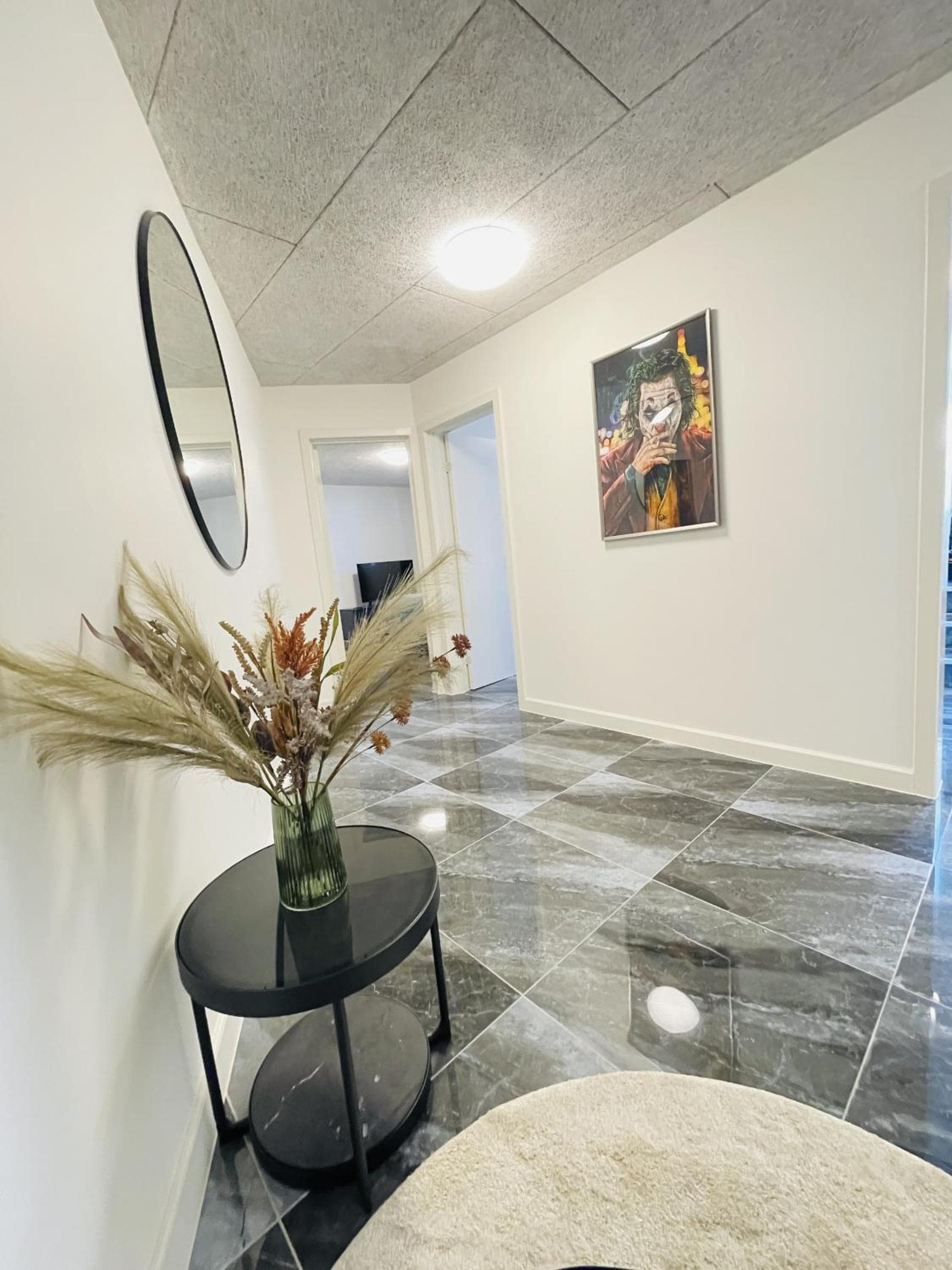 aday - Luxurious 3 bedroom - Modern Living Apartment photo 3