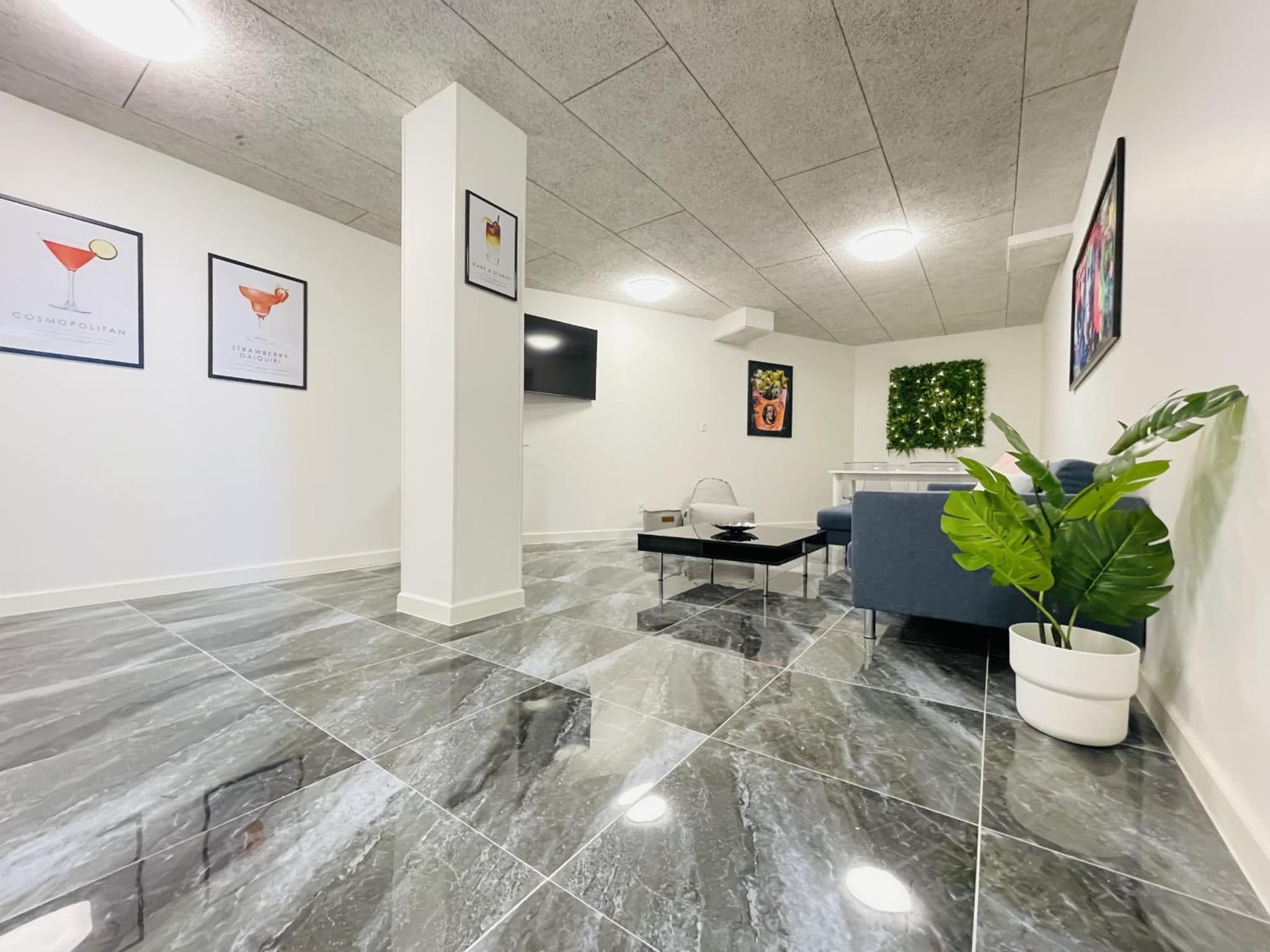 aday - Luxurious 3 bedroom - Modern Living Apartment photo 6
