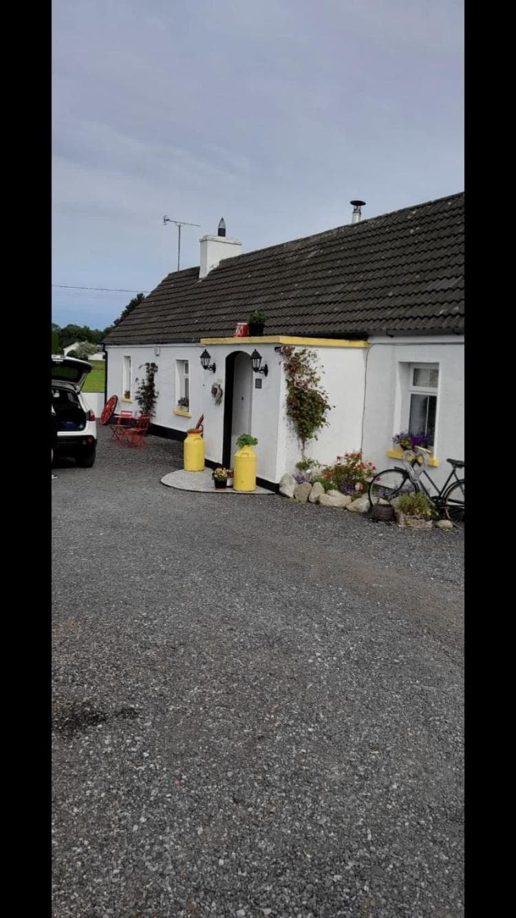 Toddys Cottage & Stables photo 2