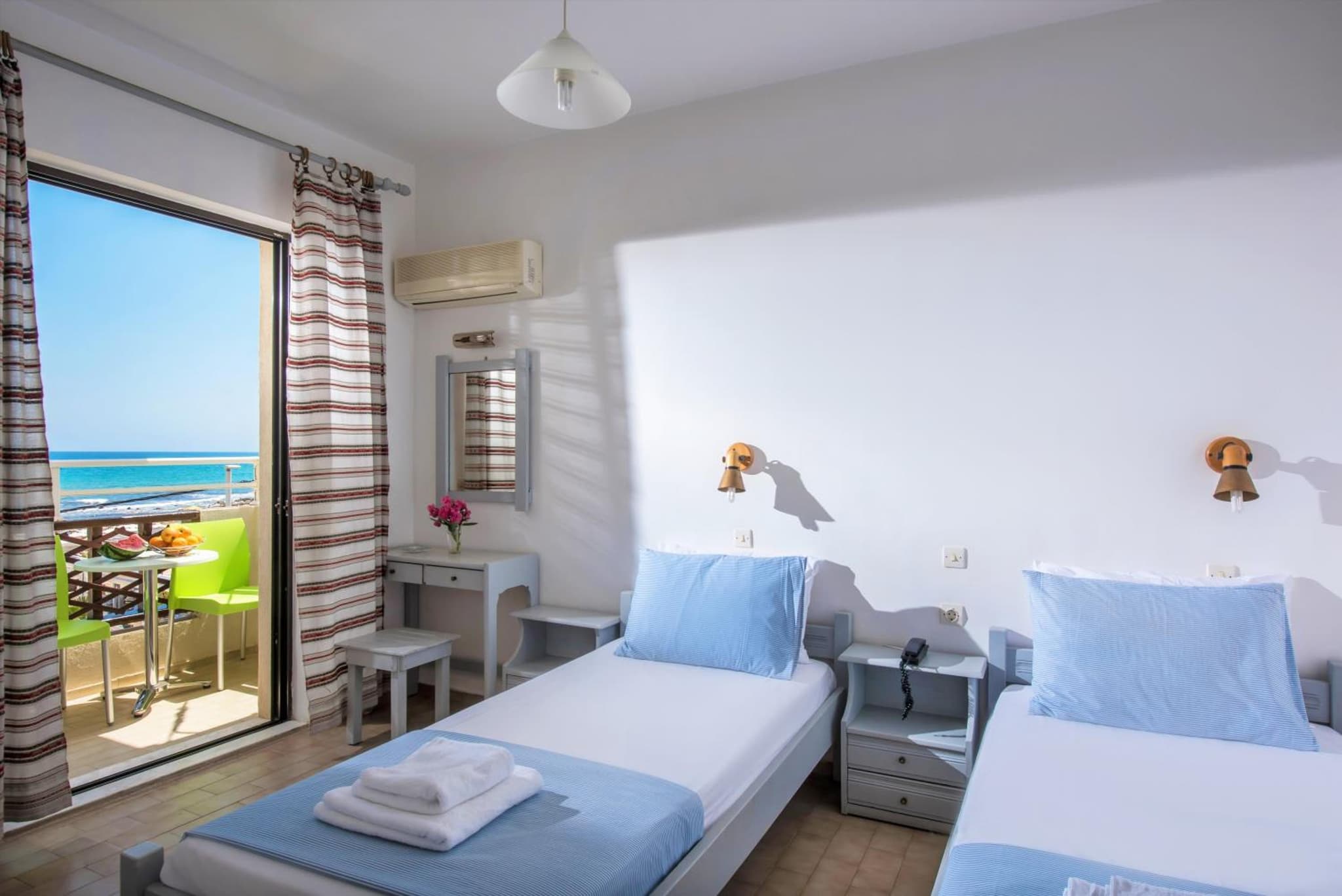 Smaragdine Beach Hotel photo 4