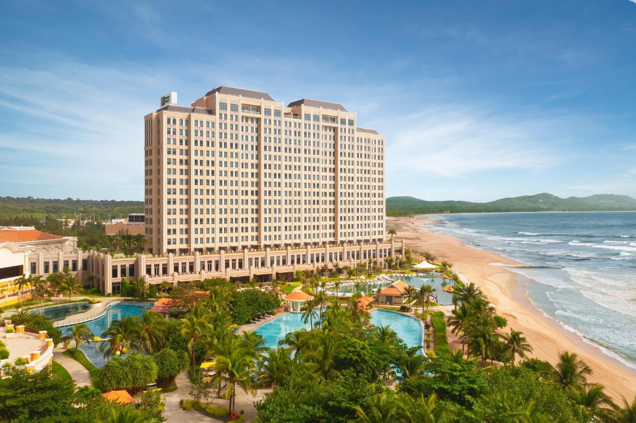Holiday Inn Resort Ho Tram Beach by IHG