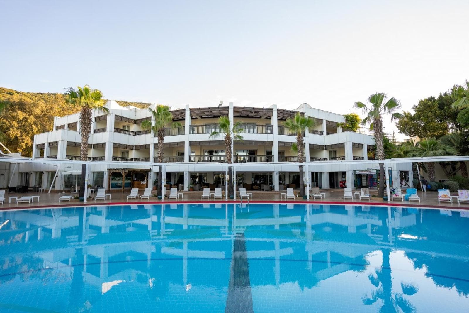 Latanya Park Resort photo 5