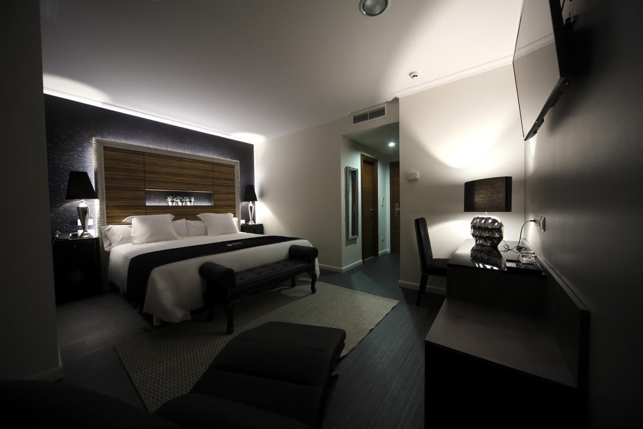 hotel room