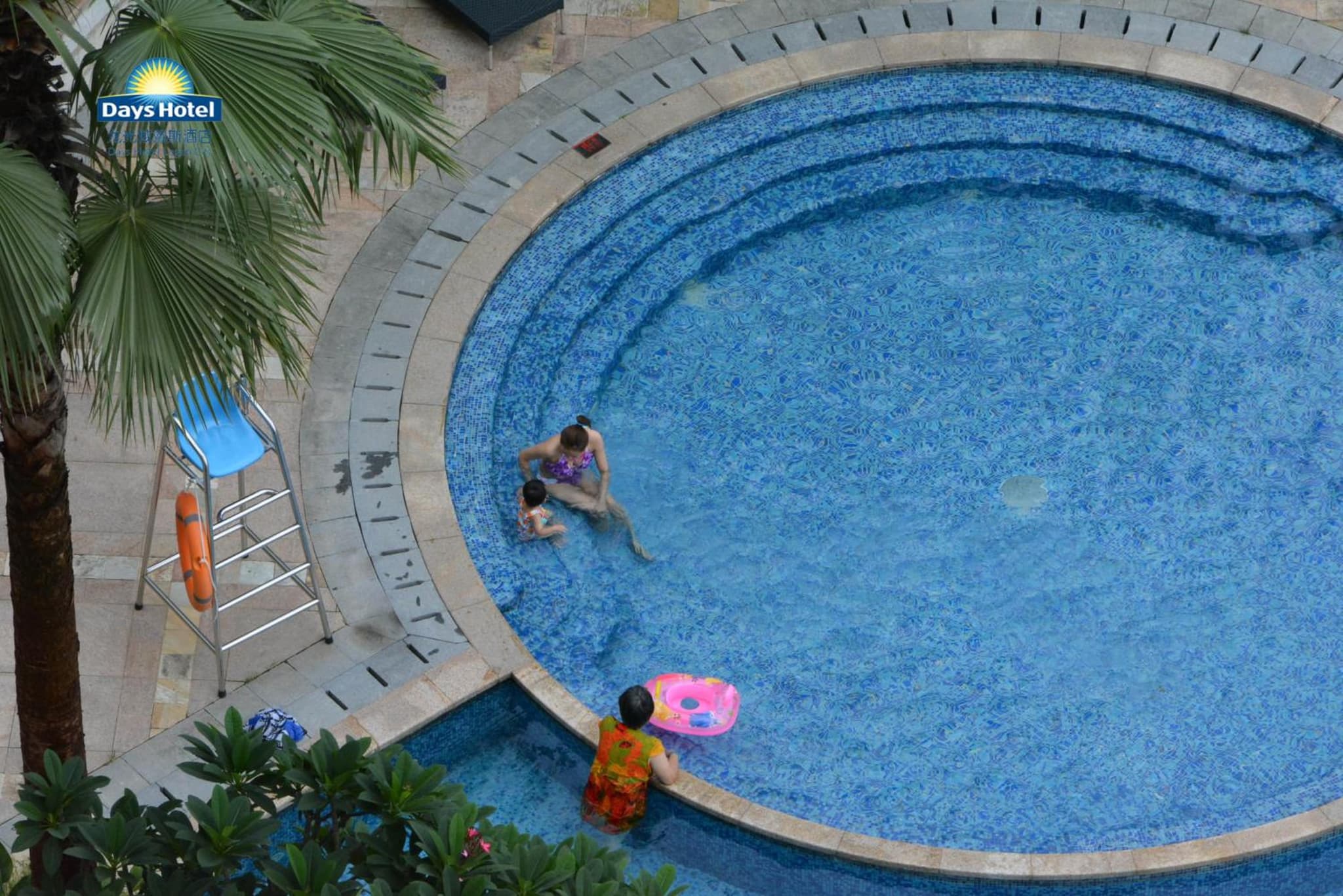 Days Hotel by Wyndham Logan City Huizhou photo 3