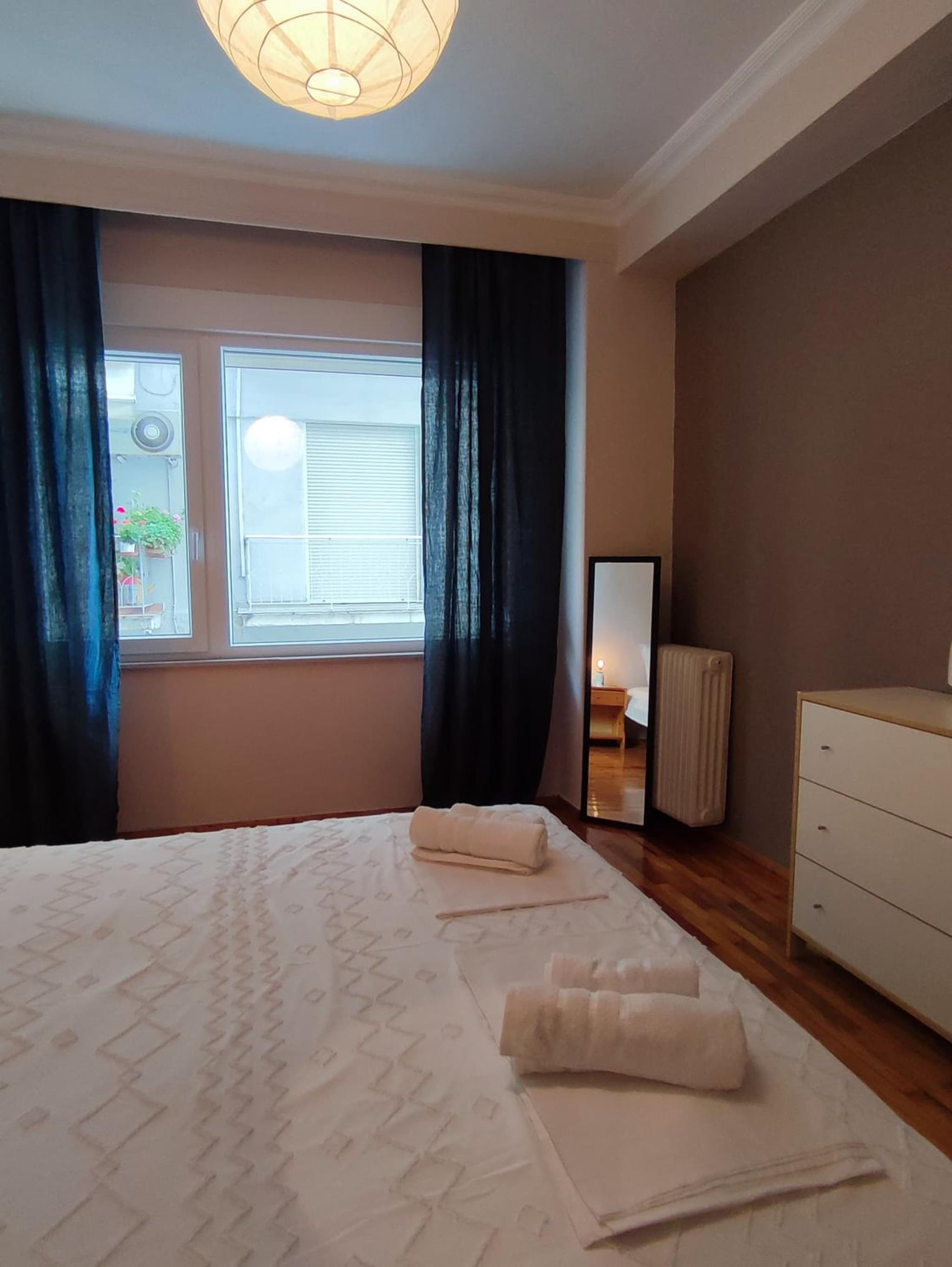 Emme Central - spacious apartment photo 9