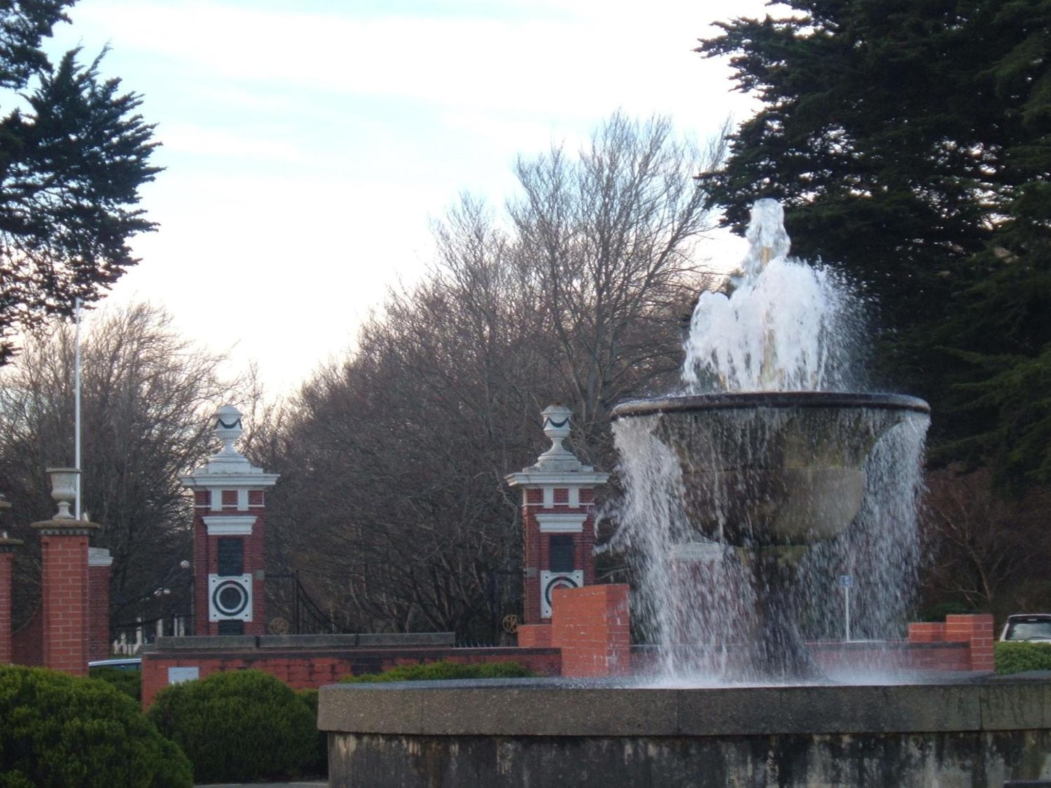 Colonial on Tay photo 6