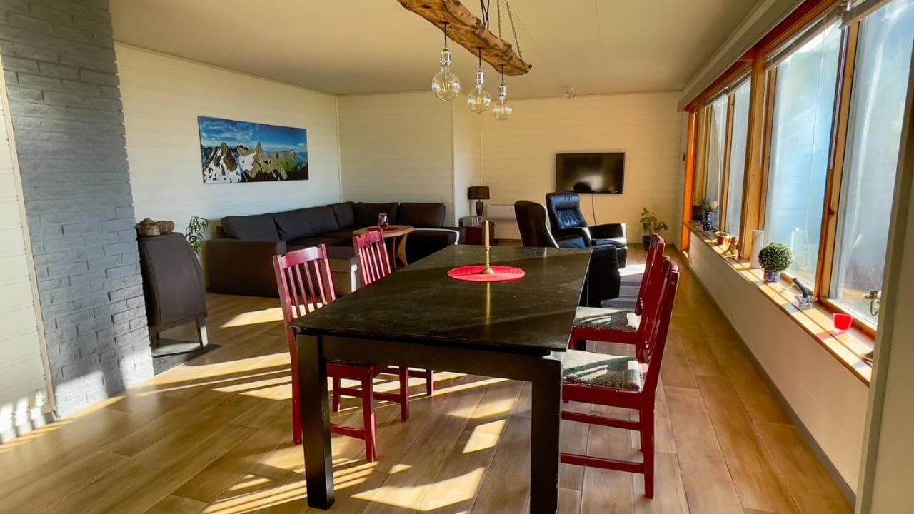 Lofoten Red Villa photo 2