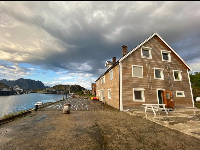 Nøtnes Midnattsol GuestHouse photo 9