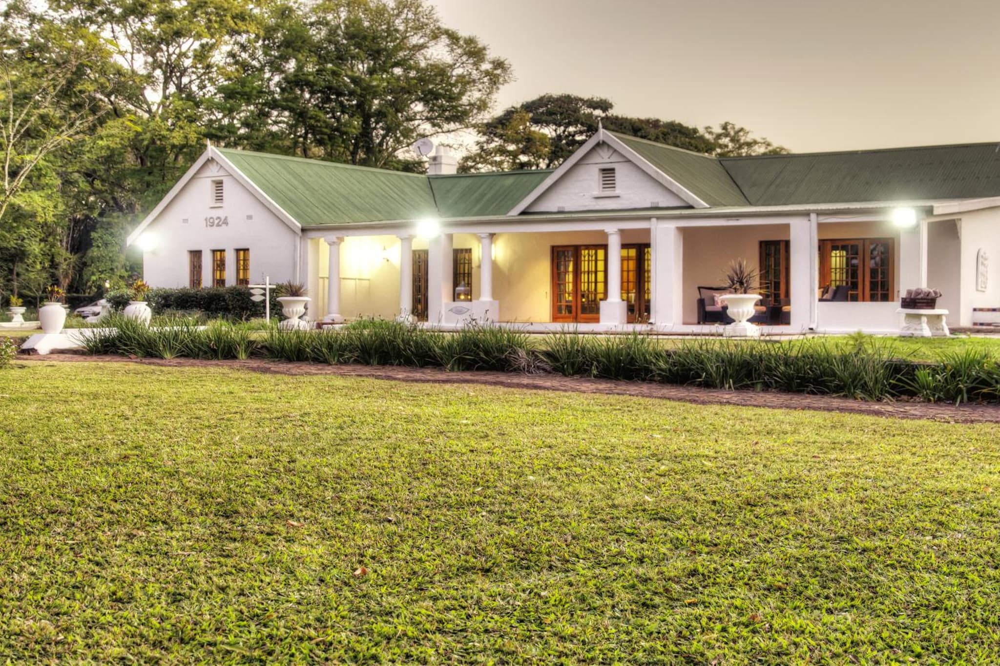 Nut Grove Boutique Hotel